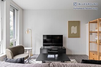 1255 Harrison St-Unit -FL2-ID531 in Seattle, WA - Building Photo - Building Photo