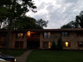 3502 Penny St SW in Huntsville, AL - Building Photo