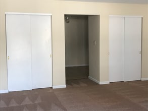 424 Aylesford Pl in Lexington, KY - Building Photo - Building Photo