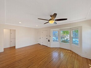 4974 Monroe Ave in San Diego, CA - Building Photo - Building Photo