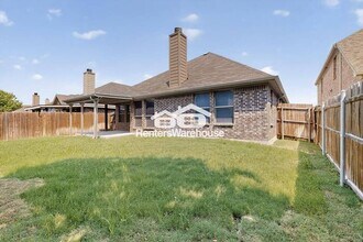 4016 Hollow Lake Rd in Roanoke, TX - Building Photo - Building Photo