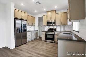 260 Teton Ranch Wy in Patterson, CA - Foto de edificio - Building Photo