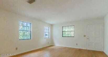 365 9th St in Atlantic Beach, FL - Building Photo - Building Photo
