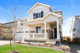 3383 N Irvington St in Aurora, CO - Foto de edificio - Building Photo