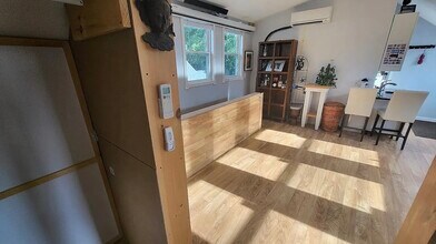 22 Hingham St in Cambridge, MA - Building Photo - Building Photo