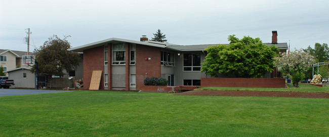 Sigma Alpha Epsilon Fraternity in Corvallis, OR - Building Photo - Building Photo