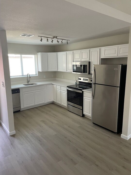 3050 N 24th Dr in Phoenix, AZ - Building Photo