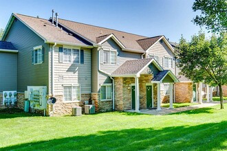 KALAMAZOO VILLAGES in Kalamazoo, MI - Foto de edificio - Building Photo