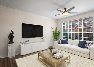 10512 White Lake Ct in Tampa, FL - Building Photo - Building Photo