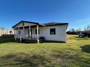 34743 Betka Rd in Waller, TX - Building Photo - Building Photo