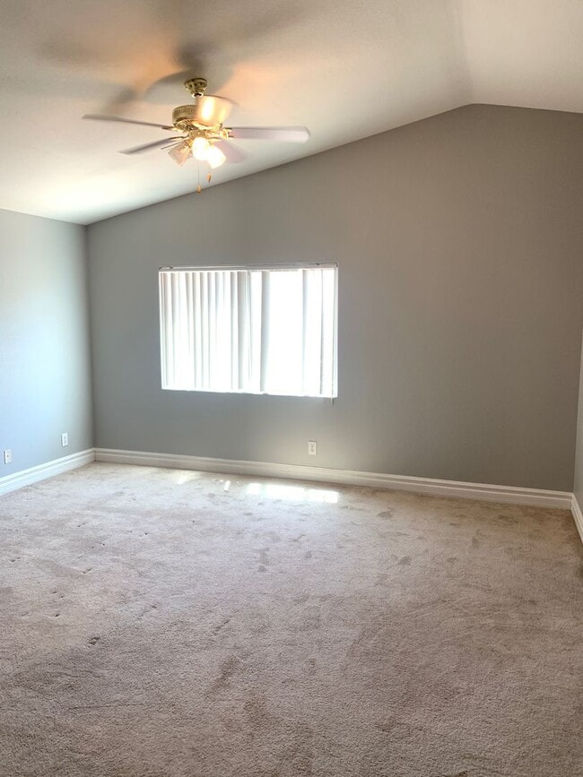 211 Wicked Wedge Way in Las Vegas, NV - Building Photo - Building Photo