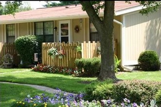 Thornapple Apartments in Columbus, OH - Building Photo - Building Photo