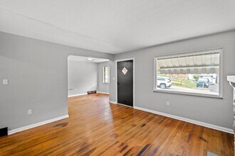 295 Evaline St in Pittsburgh, PA - Building Photo - Building Photo