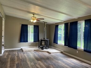 803 Hazzle Ct in Coupeville, WA - Building Photo - Building Photo