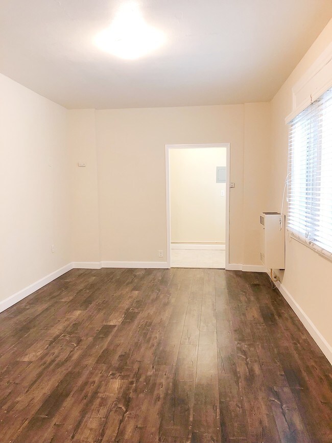 Alexandria Tower Apartments