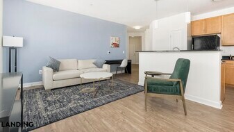 909 Mansion Dr, Unit 760-202 in Frederick, MD - Building Photo