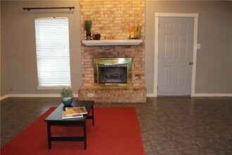 1702 Goodson Ln in Round Rock, TX - Building Photo - Building Photo