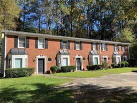 1103 Booth Ct SW in Marietta, GA - Building Photo