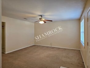 2322 Breezy Dr in Waco, TX - Building Photo - Building Photo