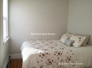 1000 Memorial Dr-Unit -3 in Cambridge, MA - Building Photo - Building Photo