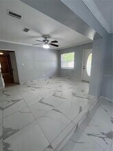 6514 34th Ave N in St. Petersburg, FL - Building Photo - Building Photo