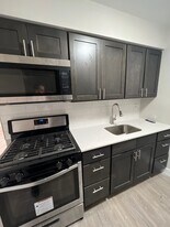 Weymouth Court Apartments