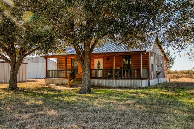 property at 869 Witte Rd
