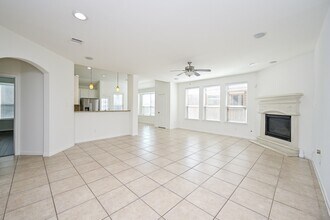 10130 Forrester Trail in Katy, TX - Building Photo - Building Photo