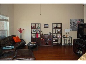 945 Wellington Dr in Lewisville, TX - Building Photo - Building Photo