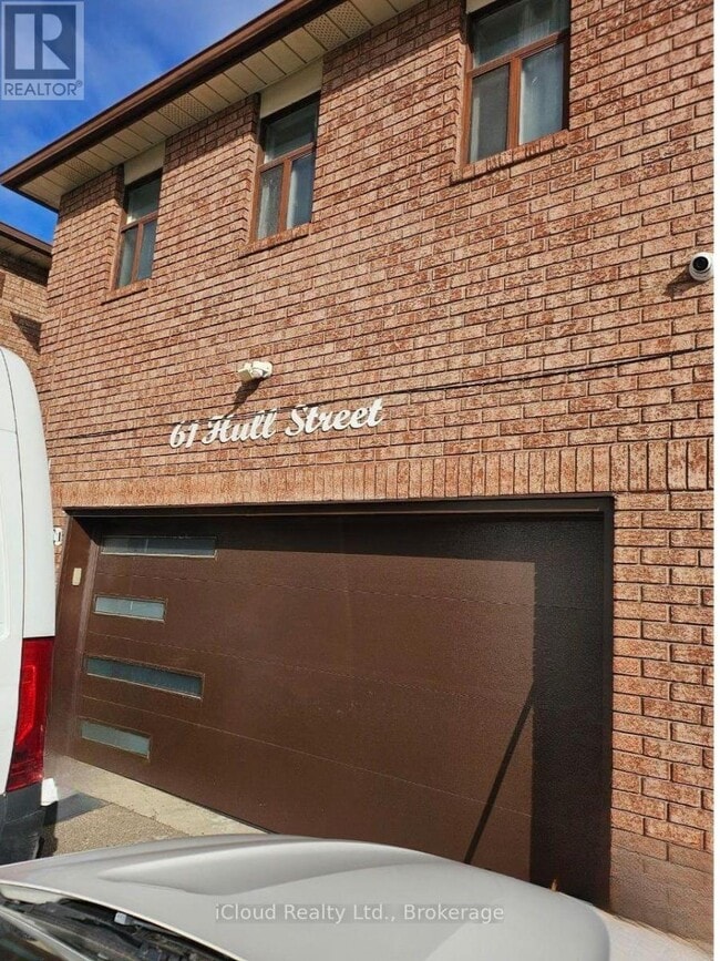 61 Hull St in Mississauga, ON - Building Photo - Building Photo