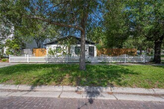 6901 S Fitzgerald St in Tampa, FL - Building Photo - Building Photo