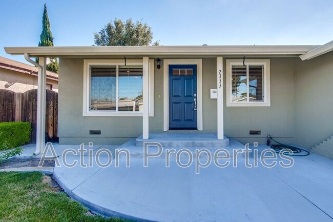 2333 Augusta Pl in Santa Clara, CA - Foto de edificio - Building Photo