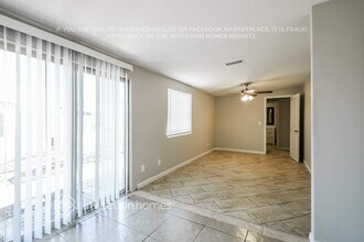 14826 N 38th St in Phoenix, AZ - Building Photo - Building Photo