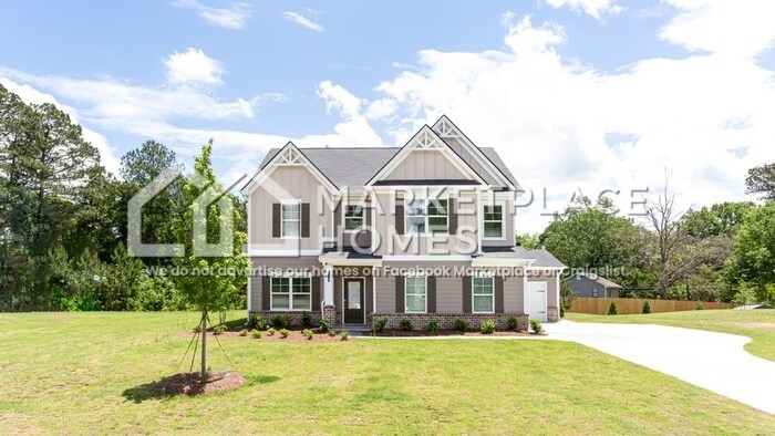 1472 Stephens Vw Dr in Loganville, GA - Building Photo