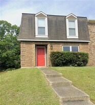 534 Highland Woods Dr W in Mobile, AL - Building Photo