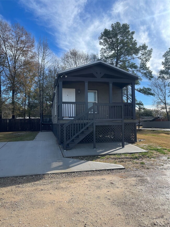 property at 21513 W Hammond Dr