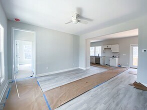814 Old Pittsboro Rd in Chapel Hill, NC - Building Photo - Building Photo