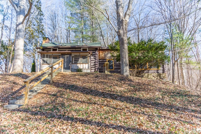 property at 550 N Gettys Creek Rd