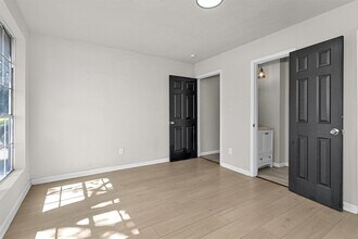 15225 Woodforest Blvd in Channelview, TX - Building Photo - Building Photo