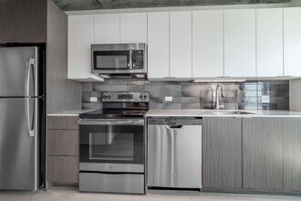 2088 S Wabash Ave, Unit 0602 in Chicago, IL - Building Photo - Building Photo