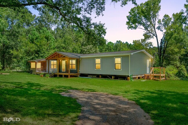 property at 2845 LA-154