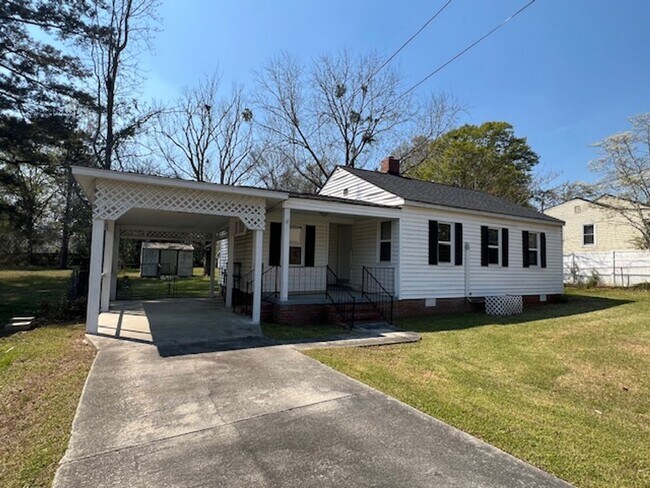 611 Arnall St in Thomson, GA - Building Photo - Building Photo