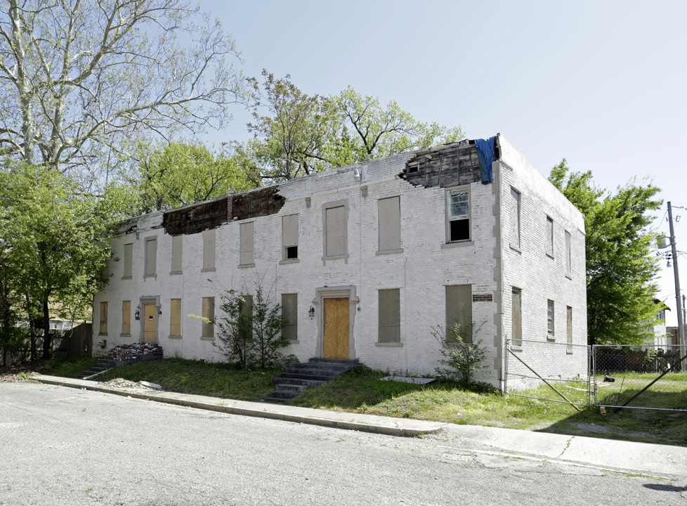 1302 Beauregard Pl in Memphis, TN - Building Photo