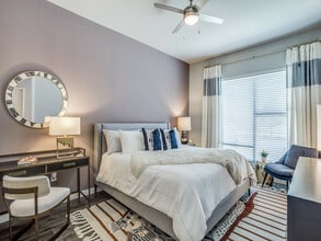 Kinstead in McKinney, TX - Foto de edificio - Building Photo