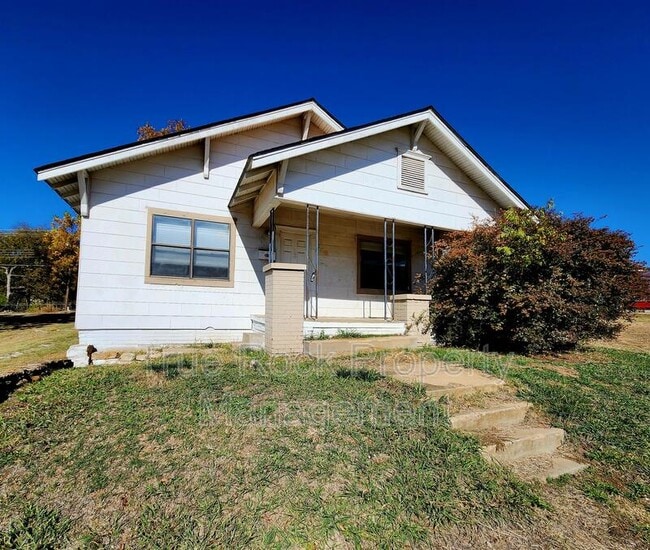 property at 916 Arlington St