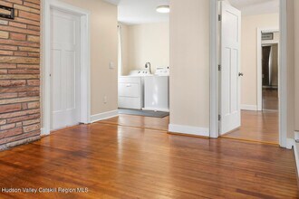 51 Gifford Ave in Poughkeepsie, NY - Building Photo - Building Photo