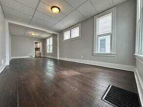 1226 Sanford St in Muskegon, MI - Building Photo - Building Photo
