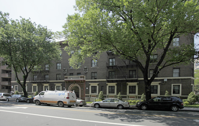 446 Ocean Ave in Brooklyn, NY - Building Photo - Building Photo