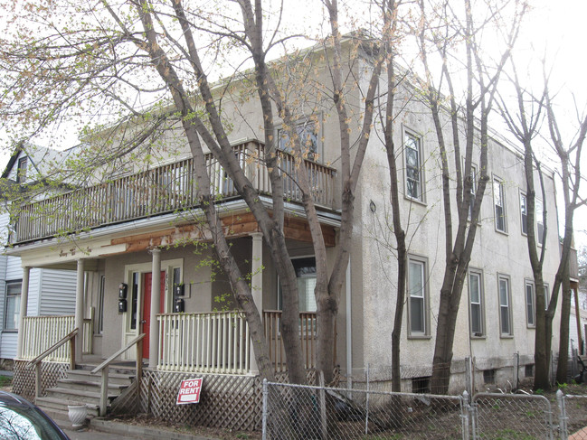 632 Adams St NE in Minneapolis, MN - Building Photo - Building Photo