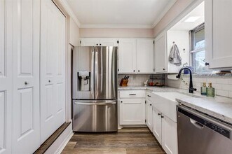 11123 Paddock Cir in Dallas, TX - Building Photo - Building Photo